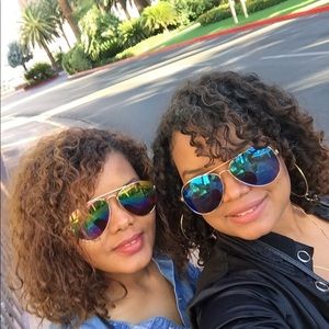 Meet your Posher, Angelica